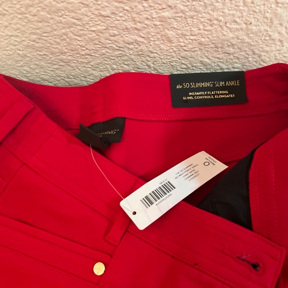 NWT Chicos red “So Slimming slim ankle skinny pants - Picture 7 of 13